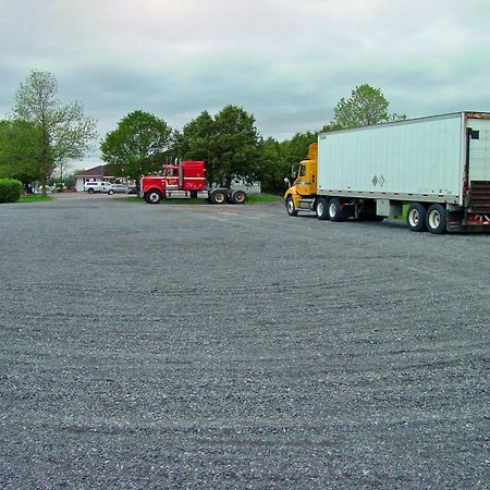 Country Squire Motel Arnprior Esterno foto