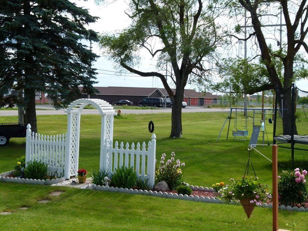 Country Squire Motel Arnprior Esterno foto