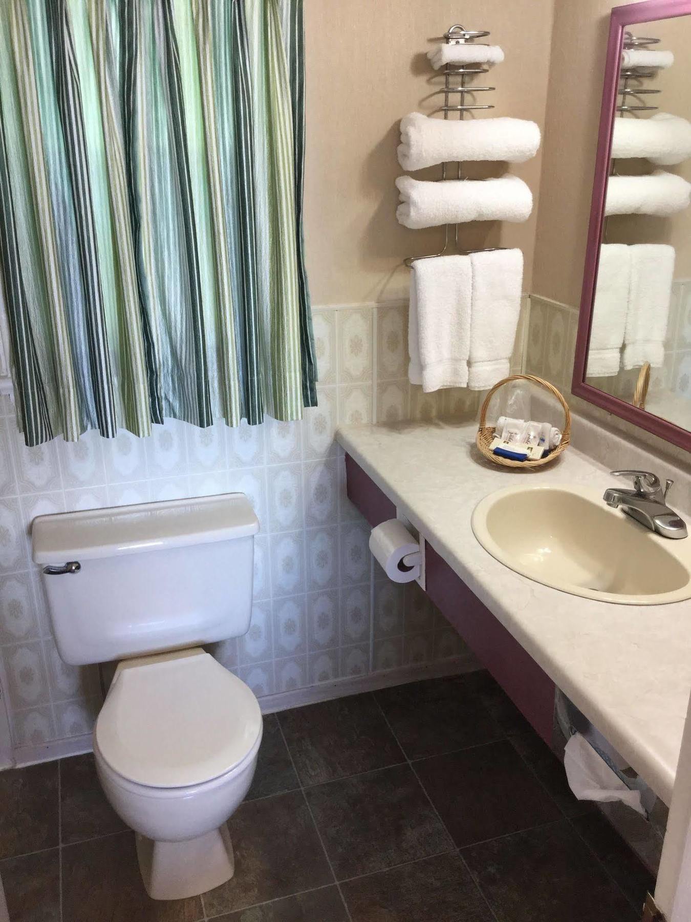Country Squire Motel Arnprior Esterno foto